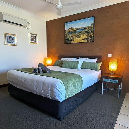 The Gidgee Inn Cloncurry Exterior photo