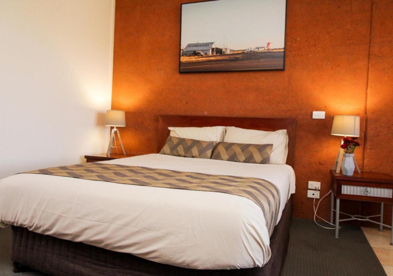 The Gidgee Inn Cloncurry Exterior photo